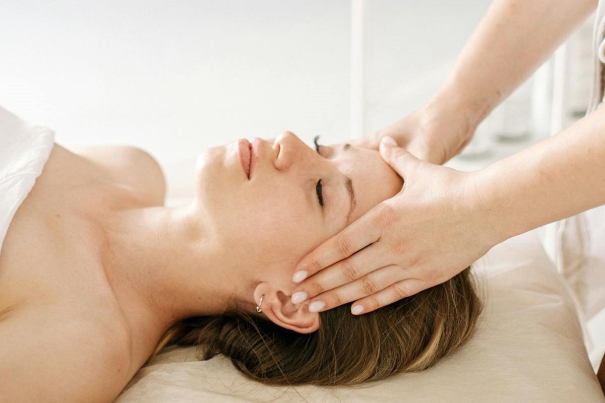 choisir une table adaptée à plusieurs spécialités